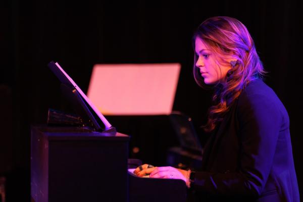 Foto: Bram Saeys; Pius X Eindexamen presentatie optreden, kunstwerken