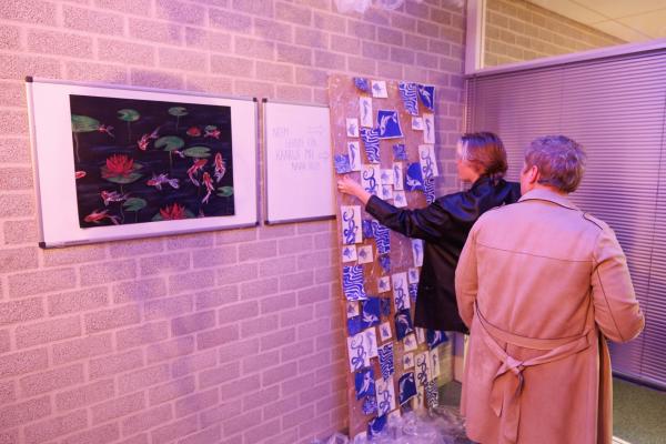 Foto: Bram Saeys; Pius X Eindexamen presentatie optreden, kunstwerken