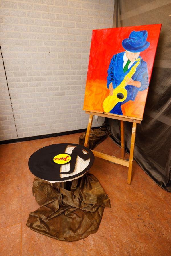 Foto: Bram Saeys; Pius X Eindexamen presentatie optreden, kunstwerken