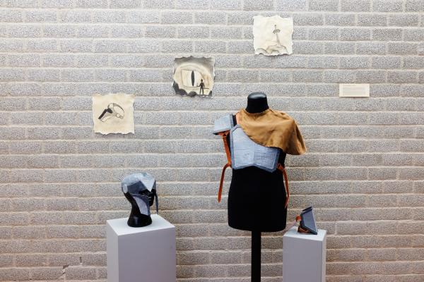Foto: Bram Saeys; Pius X Eindexamen presentatie optreden, kunstwerken